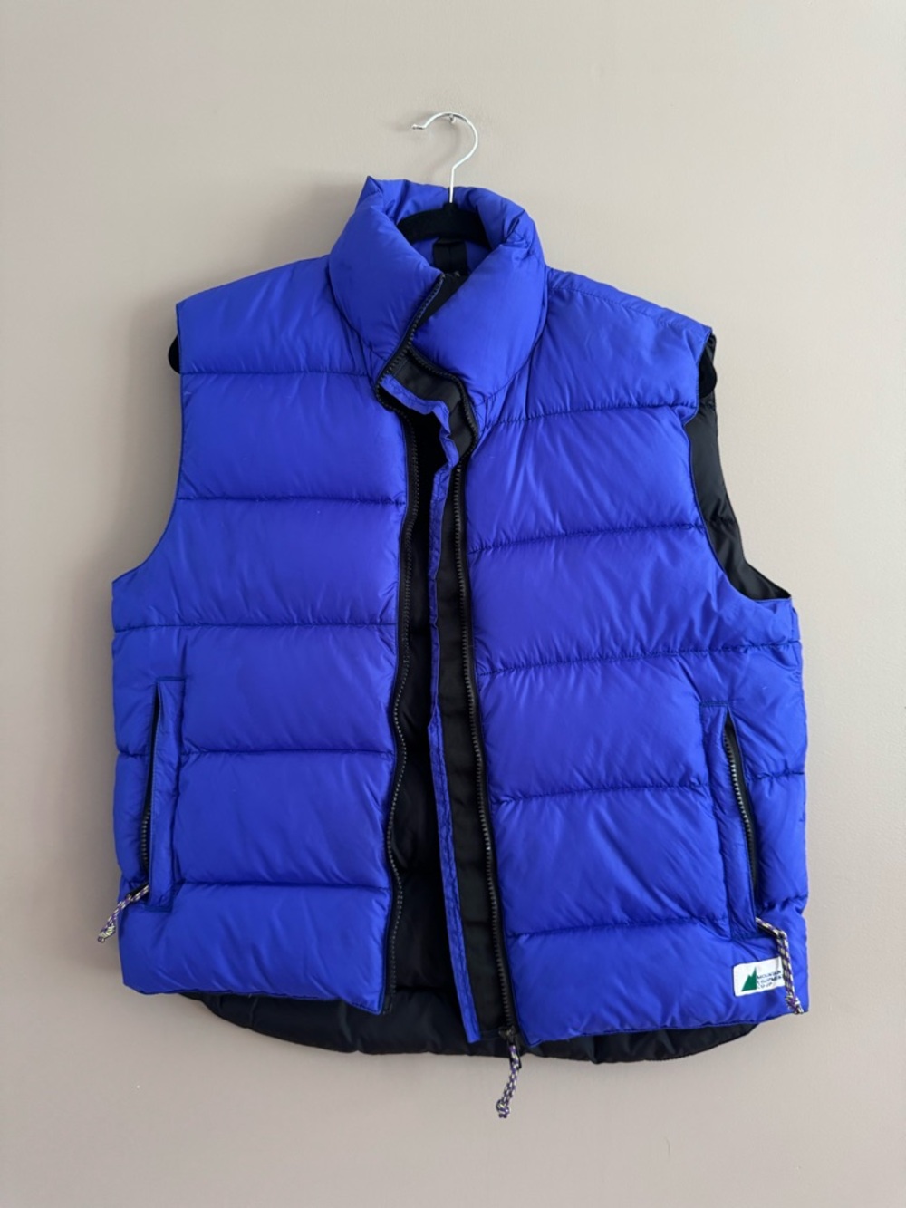 UNISEX MEC Mountain Equipment Coop Vibrant Cobalt Purple Puffer sleeveless Vest